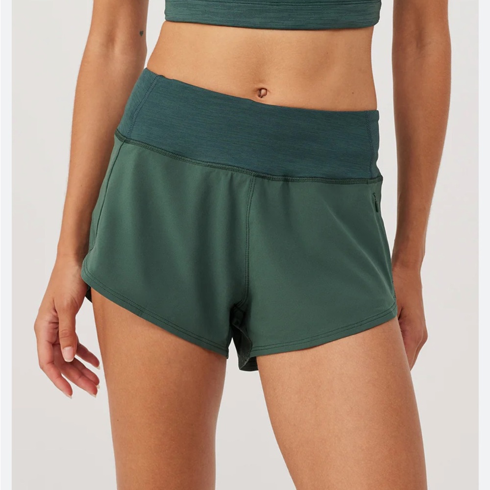 Outdoor Voices Hudson Short - XS, Evergreen/Green - 2.5 inch inseam